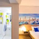 Ibis Styles Hotel 4*