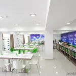 Ibis Styles 4*