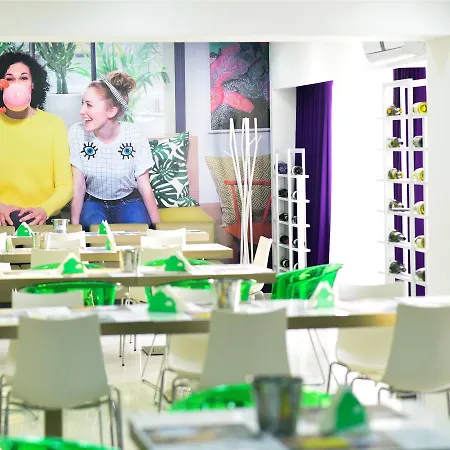 Ibis Styles Hotel 4*
